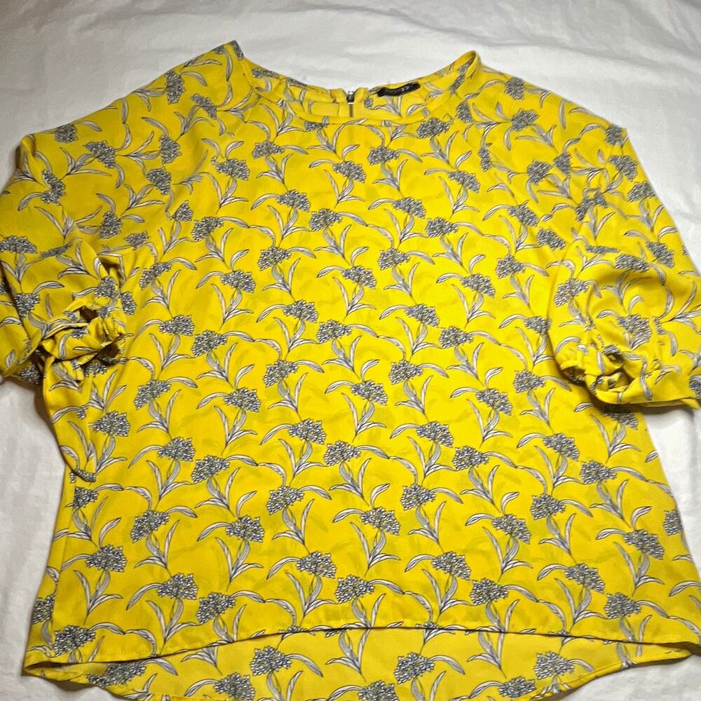 Paper Moon Women’s M Yellow Floral Round Neck Long Sleeve Blouse Back Zip(147)